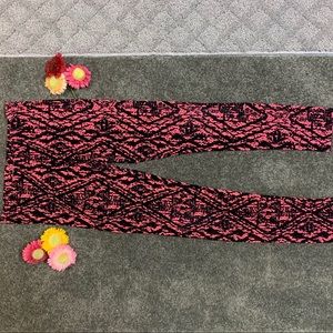 Lulu Luv Geometric Leggings Child size 14/16